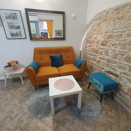 Apartment Katy Veruda דירה פולה